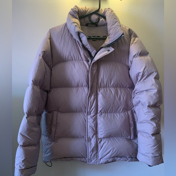 Aritzia SuperPuff - Picture 1 of 5